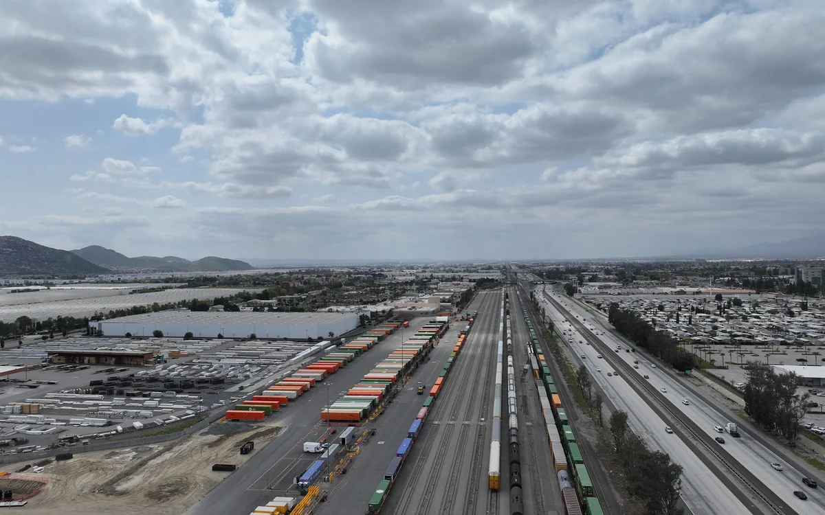 sector-industrial-logistics